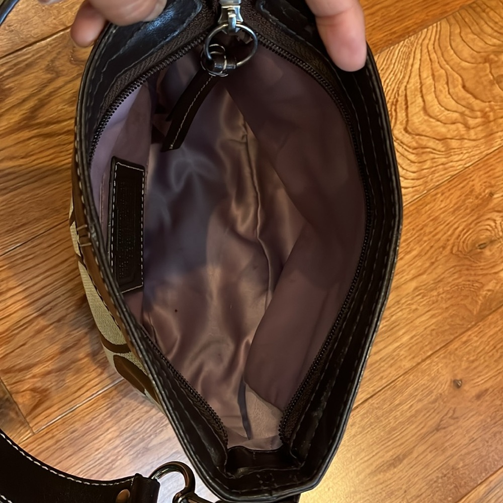 Coach Authentic hobo. - Picture 3 of 6